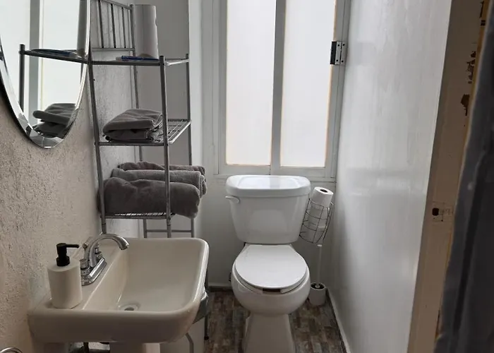 Apartment Roma Full One Bedroom *